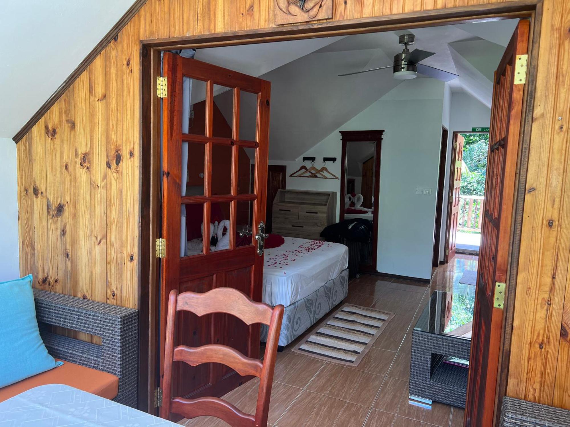 Chloe'S Cottage Self-Catering Isola di Isola di La Digue Esterno foto