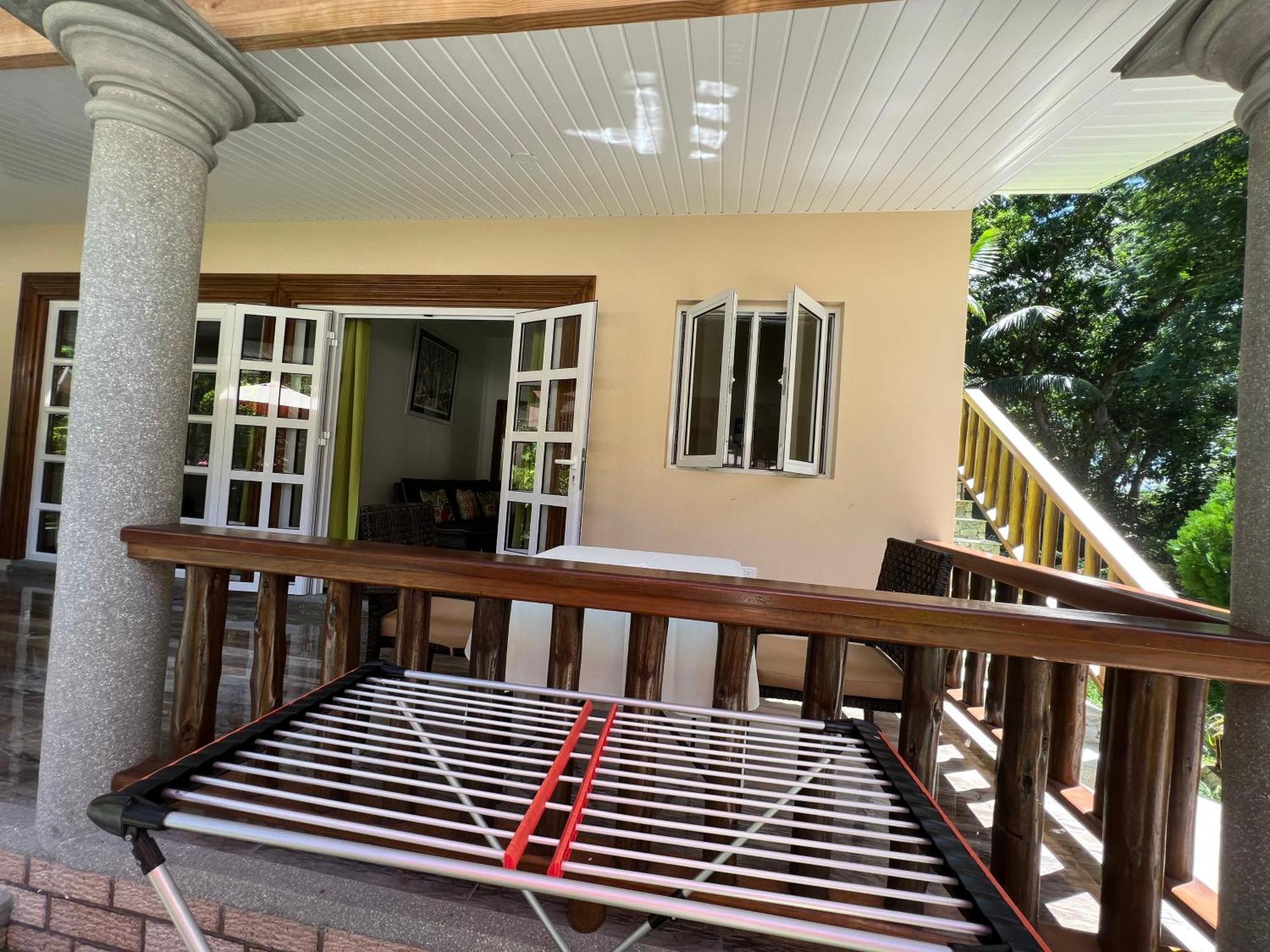 Chloe'S Cottage Self-Catering Isola di Isola di La Digue Esterno foto